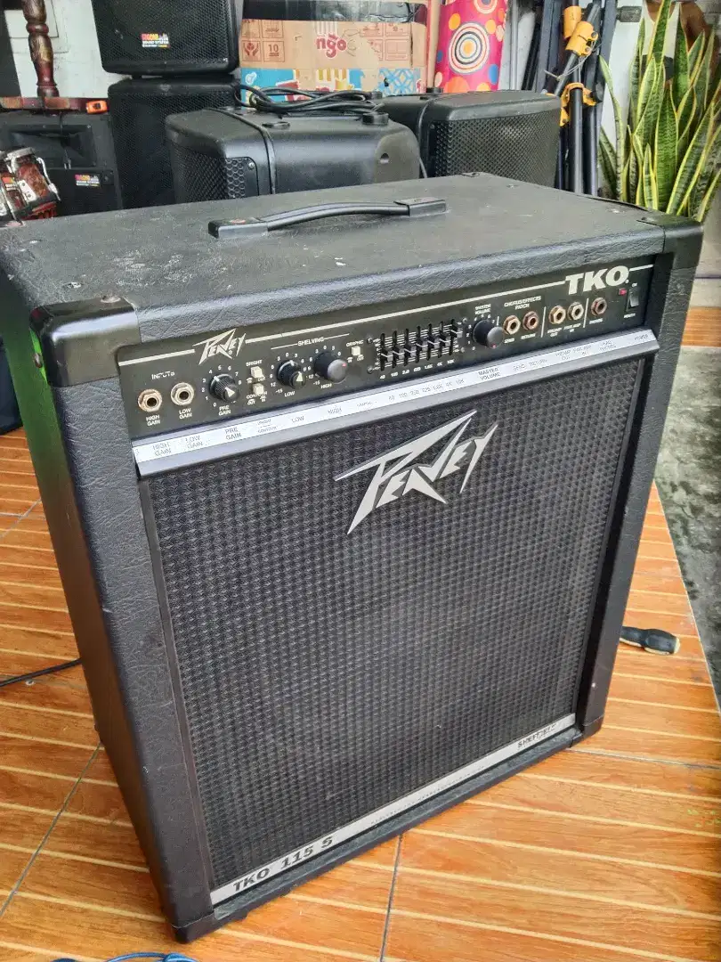 Amply gitar/Bas,musik 15
Peavay TKO 115 S.Serius lanjut wa