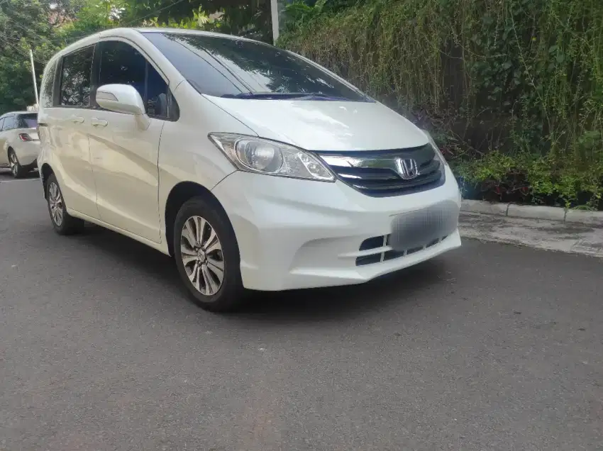 HONDA FREED SD 2013 Murah AC DOUBLE