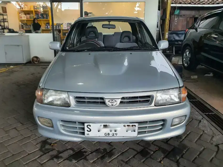 Starlet 1.3 SEG  Nik 1998 Antik