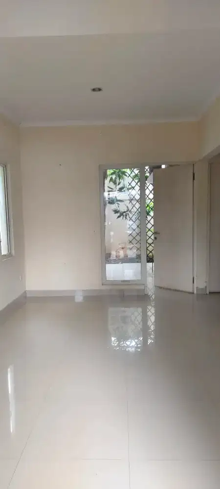 Dijual murah rumah hook, lee Vesta, lippo cikarang bekasi