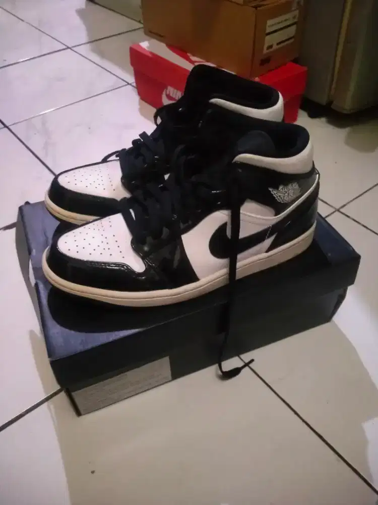 Sepatu sneakers Nike Aj 1 Carbon