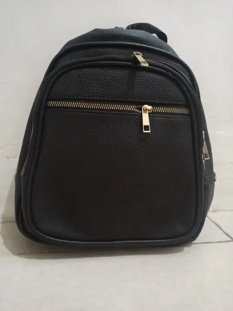 Tas ransel wanita