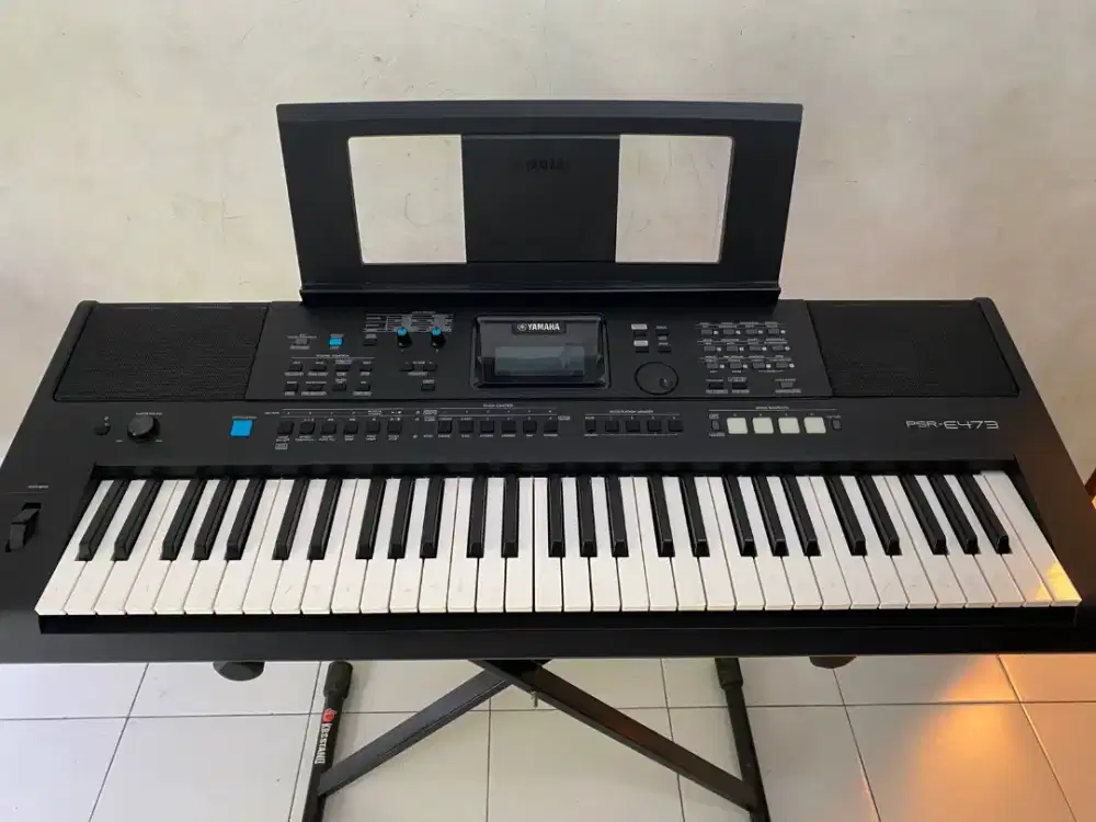 Keyboard Yamaha PSR E473