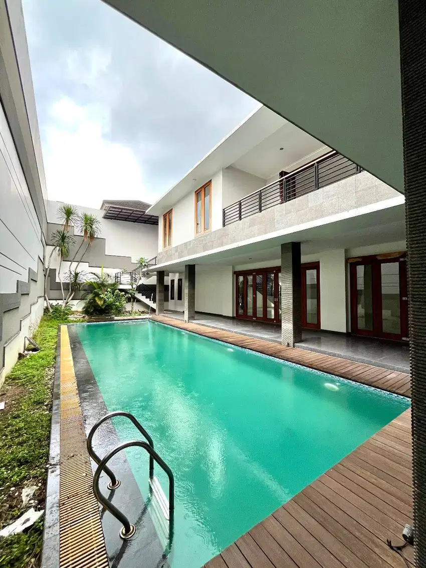 Rumah Hook Termewah di Bale Hinggil Jalan Kaliurang