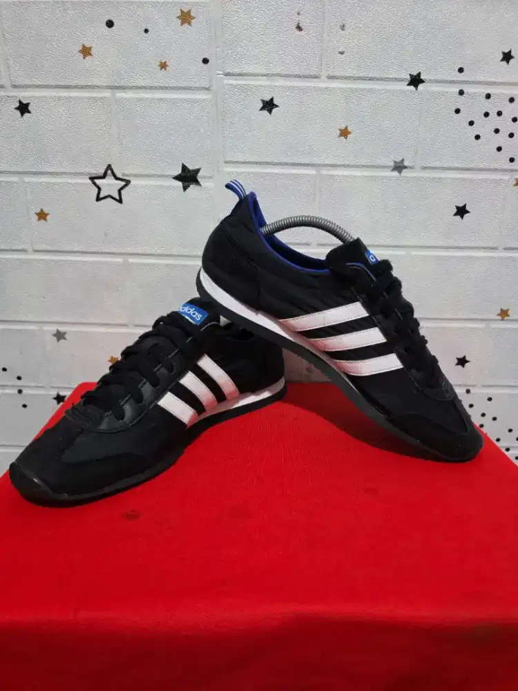 ADIDAS JOG size 43.5 insole 27.5 cm