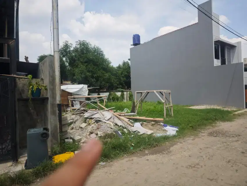 Tanah murah dlm komplek  jln lebar di Petukangan Selatan Jaksel