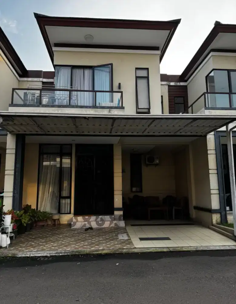 Dijual Rumah Lavon Cluster Grandura. Siap huni, 2 lantai.