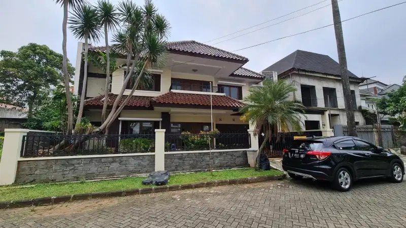 Rumah di kebayoran lama Jakarta selatan  Maya Garden