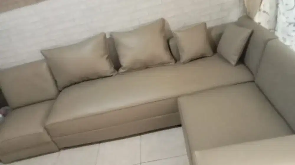 Service sofa dan costume