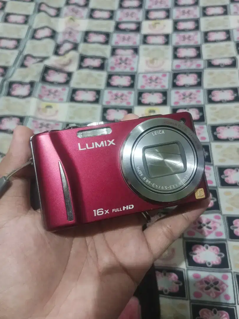Lumix DMC Tz20.