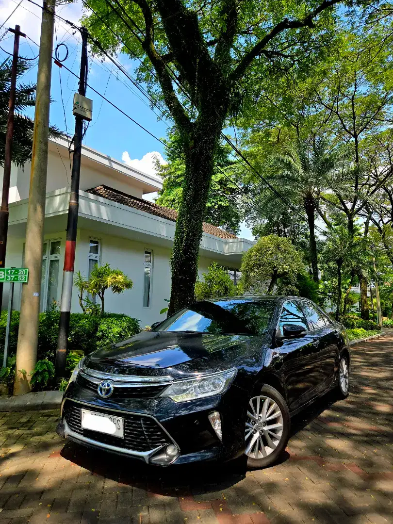 Jual Camry Hybrid pakean 2018 awal nik 2017