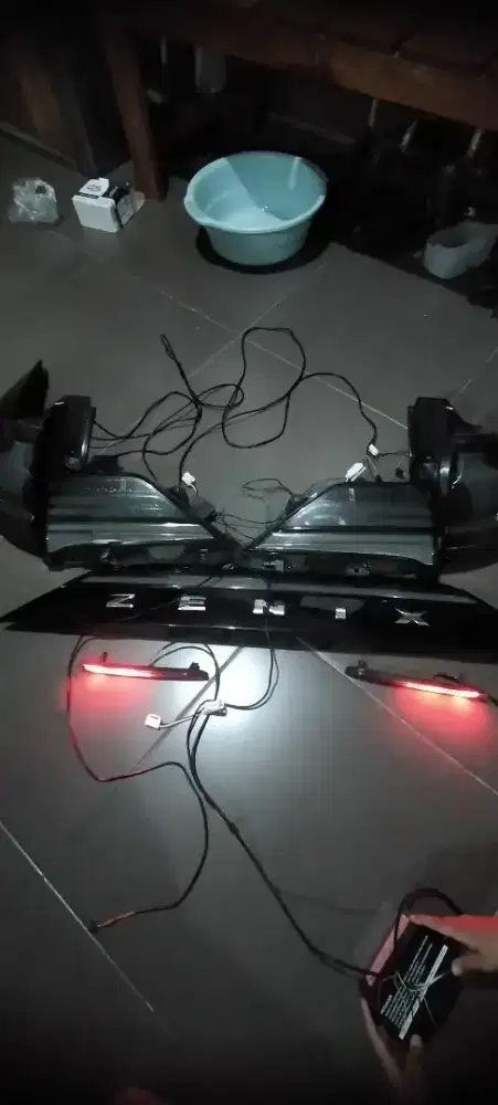 Lampu belakang Innova zenix