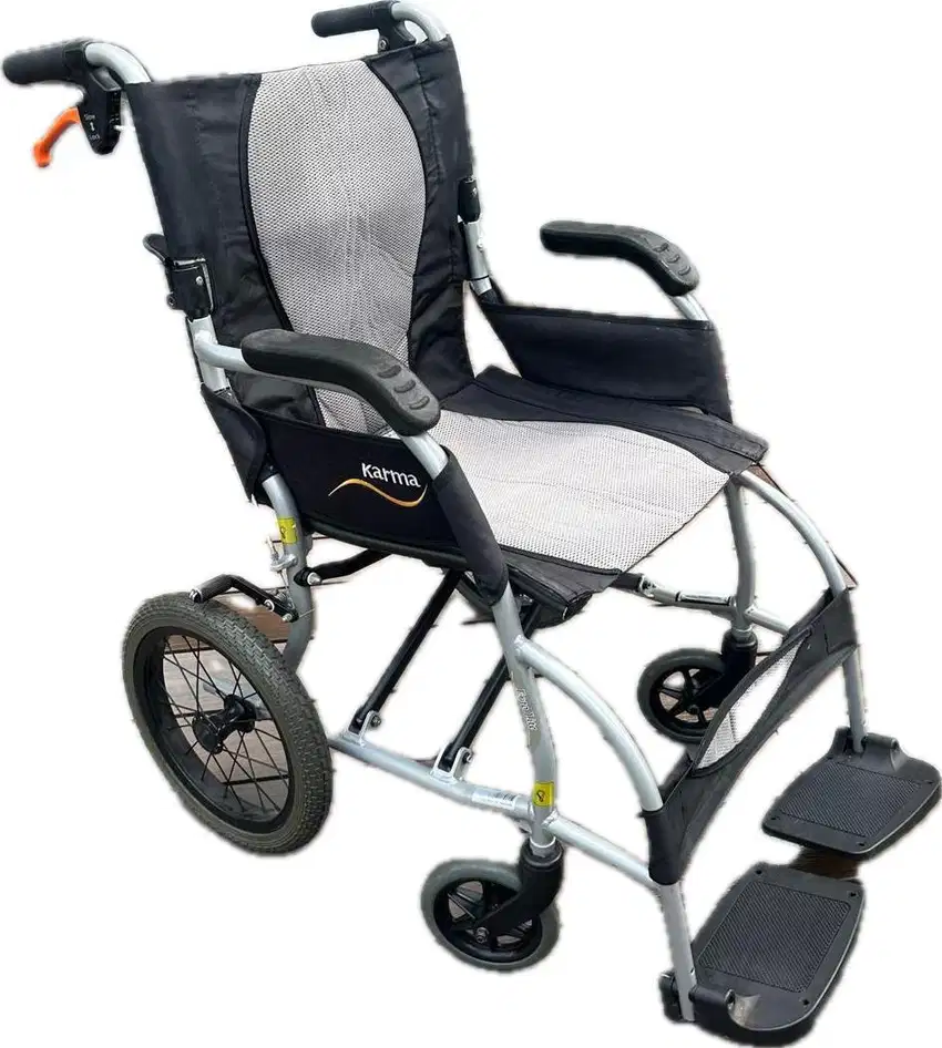 Kursi Roda Ergo Light