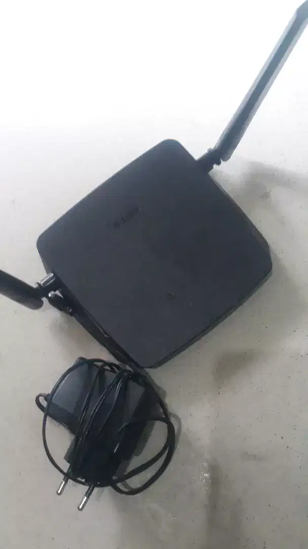Modem router dlink 612 no minus...minus dusnya hancur