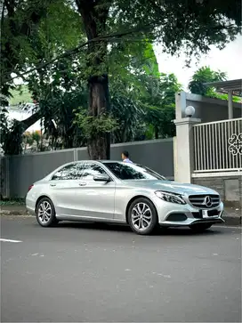 [30RB KM] Mercedes Benz C200 2017 W205 Avantgarde AMG BU Mercy