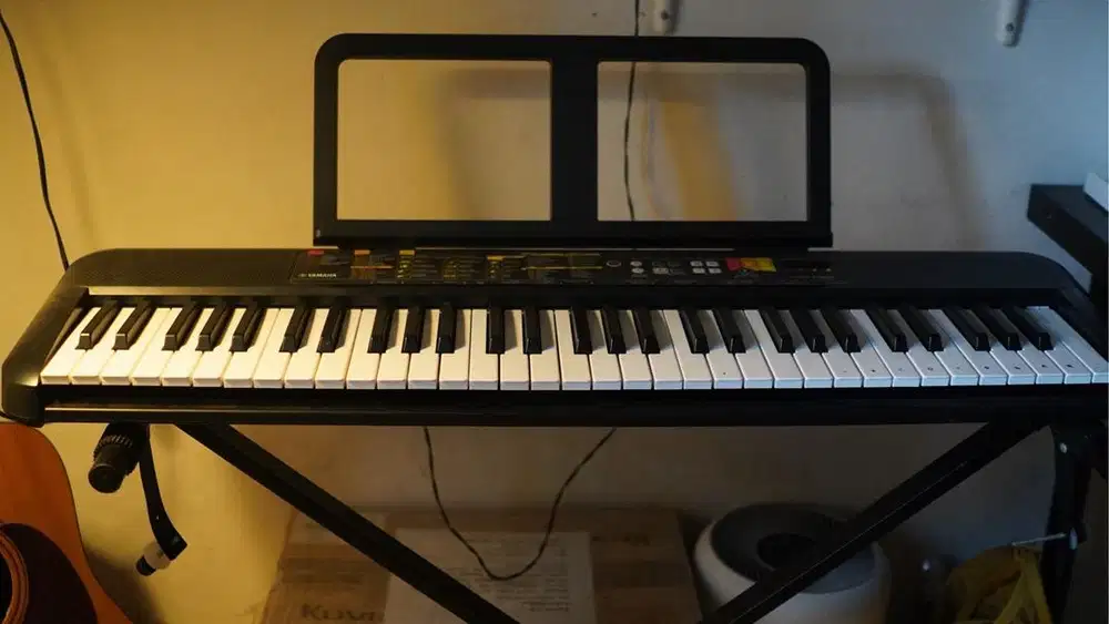 Keyboard Yamaha PSR-F52