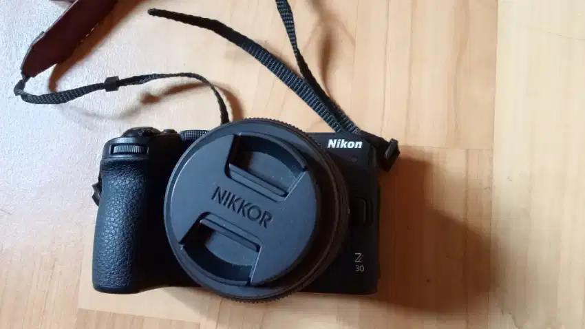 Nikon Z30 lensa 40 mm f 2