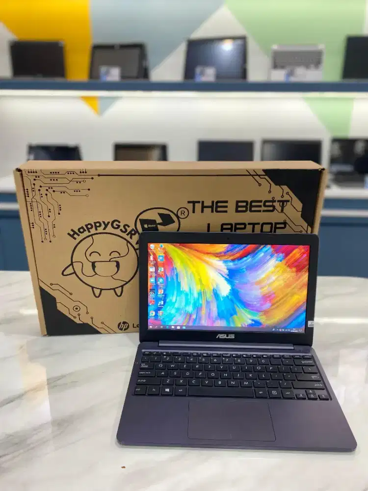 [As10] LAPTOP INTELNSERIES RAM 4GB SSD LAYAR 12 COCOK UNTUK KULIAH