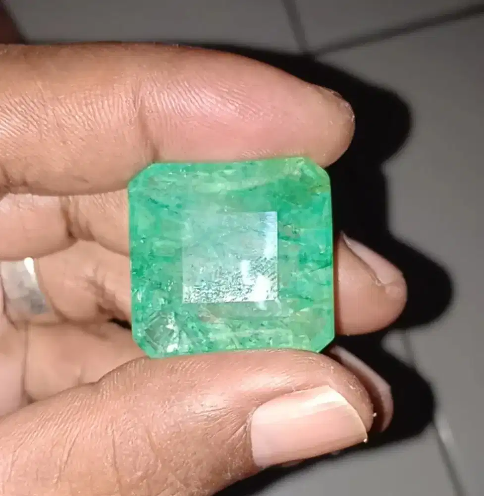 Natural emerald beryl