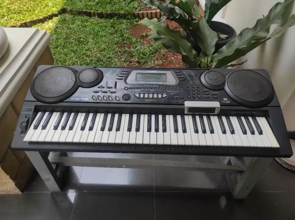 Keyboard casio ctk731