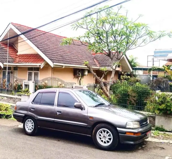 Daihatsu Classy 1990 Bensin