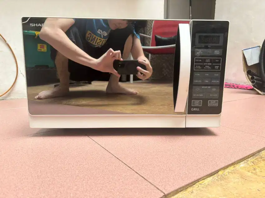 Microwave Sharp R-728