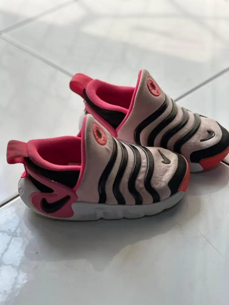 Sepatu NIKE original anak
