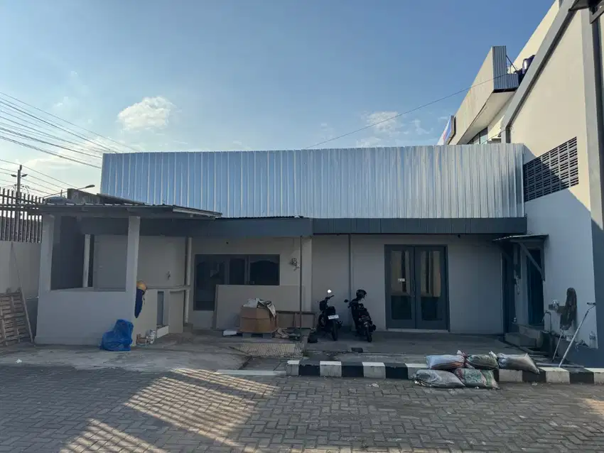 Disewakan Tempat Ruko Kios Rumah untuk Cafe
