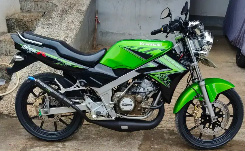Kawasaki ninja r tahun 2014 convert ss low km