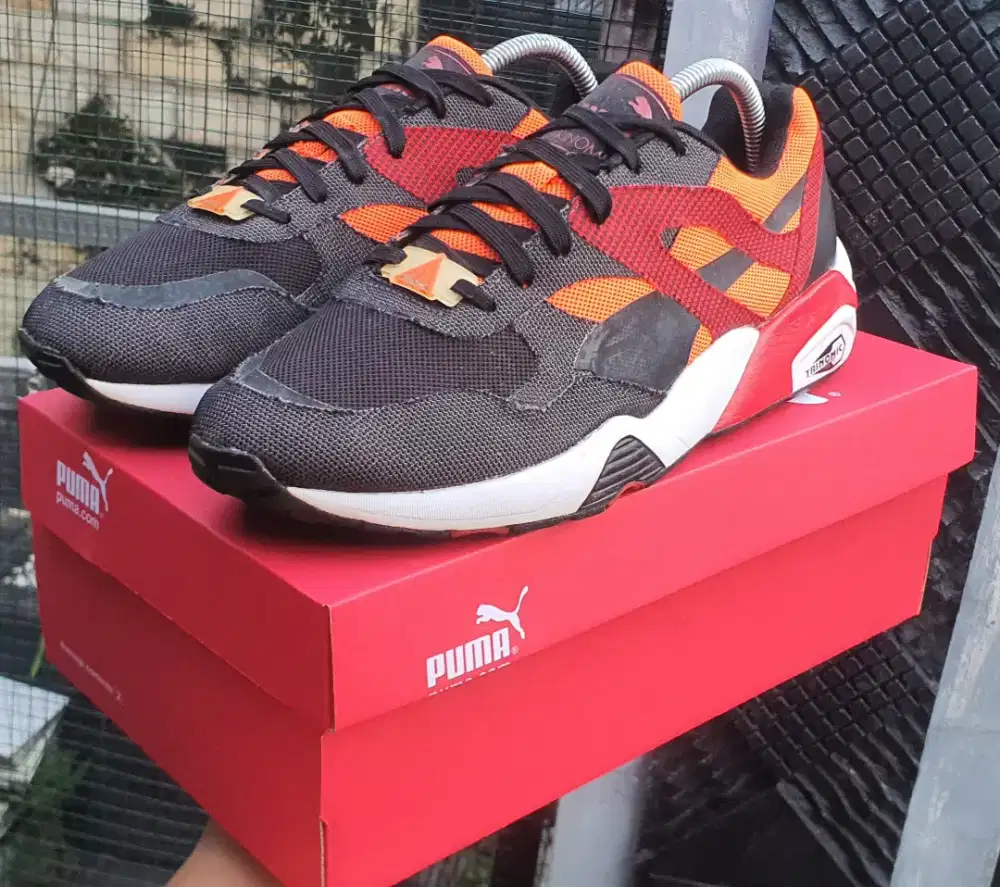 Sepatu preloved Puma Trinomic
