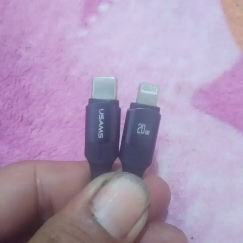 Kabel data fast charging 20W. USAMS Type C to lightning. Panjang 1.2m