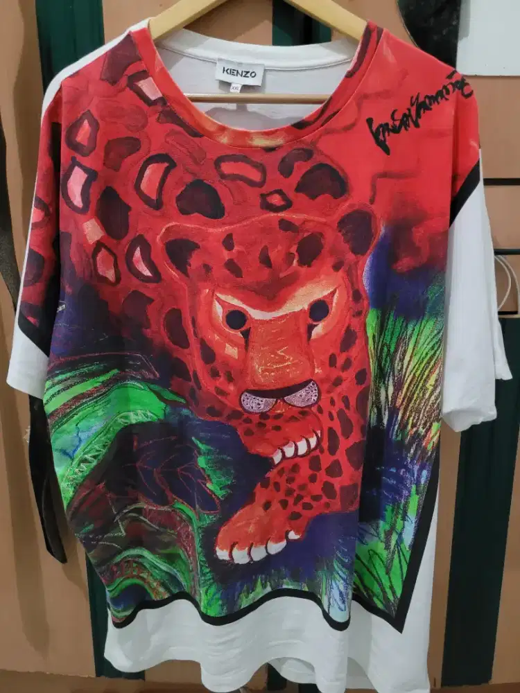 Kaos Putih KENZO