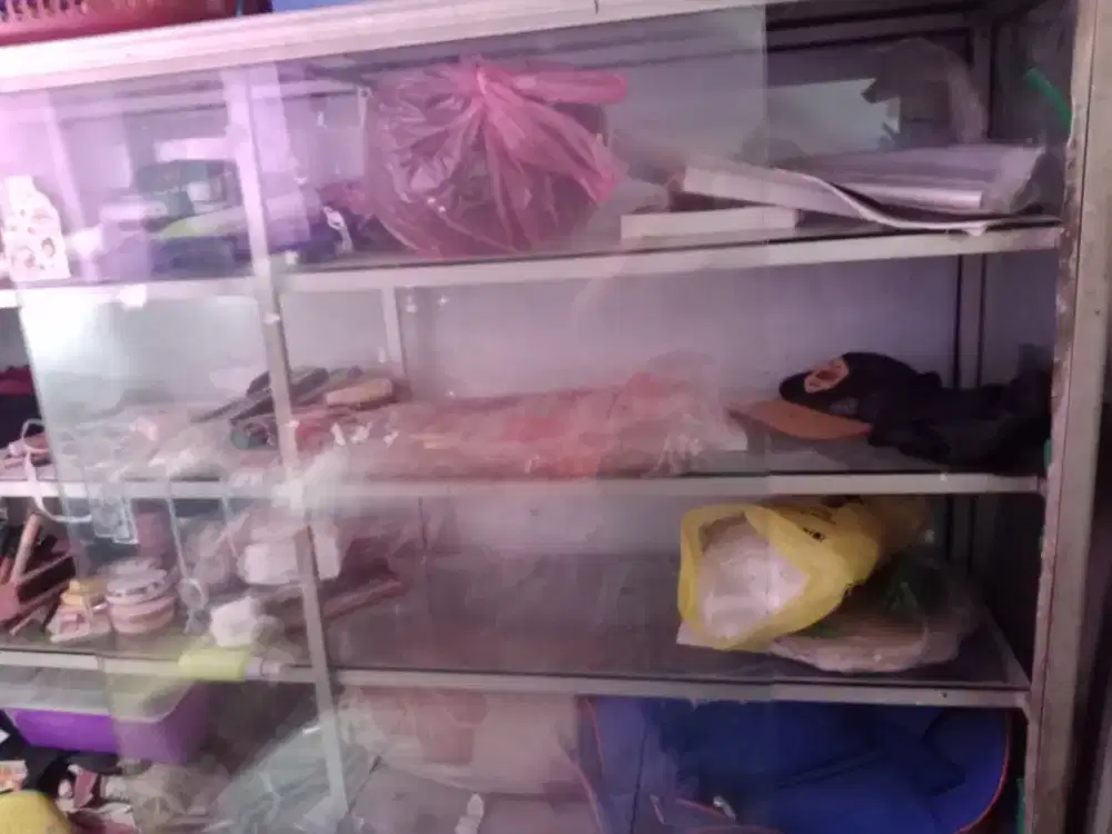 etalase seken layak pakai