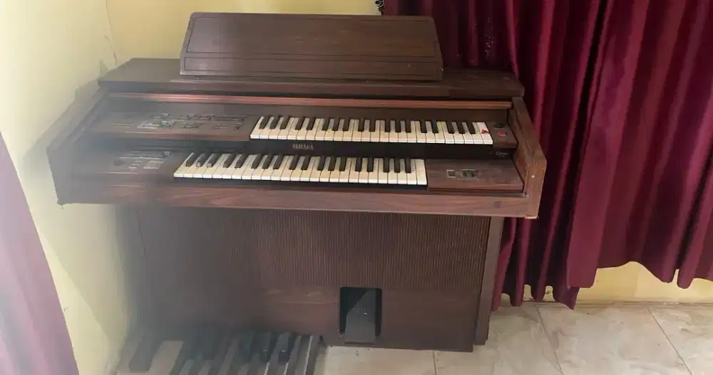 Kita Beli piano jadul Bekas Rusak Dari pada semak Cocok saya jemput