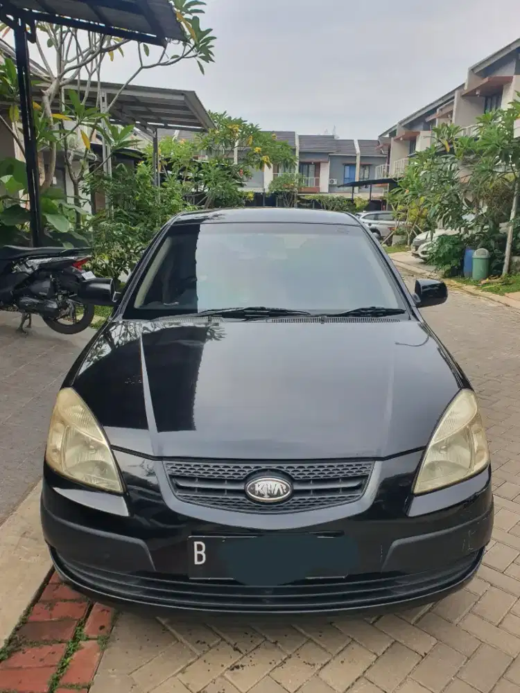 Kia Rio Pride Rare Istimewa