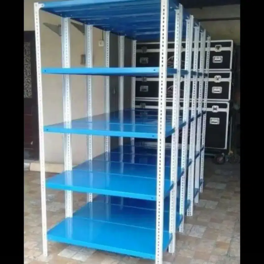 Rak besi gudang multifungsi