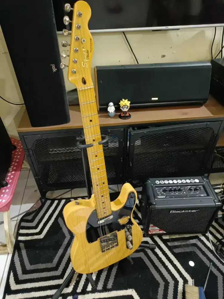 Gitar fender squire langka