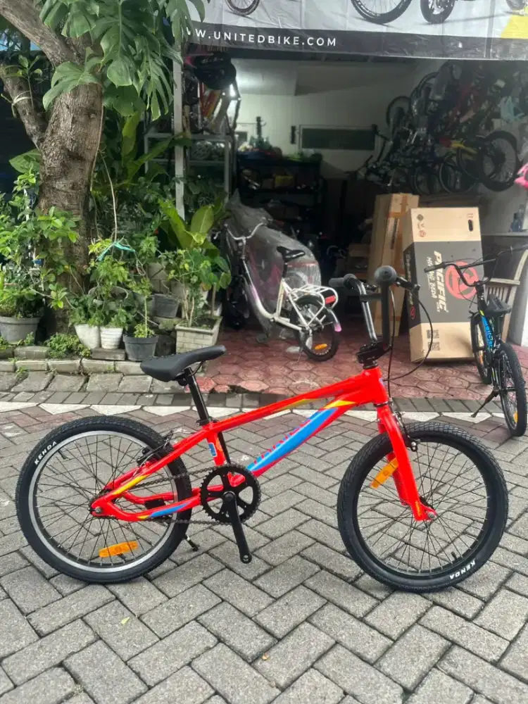 Sepeda BMX Thrill Rascall