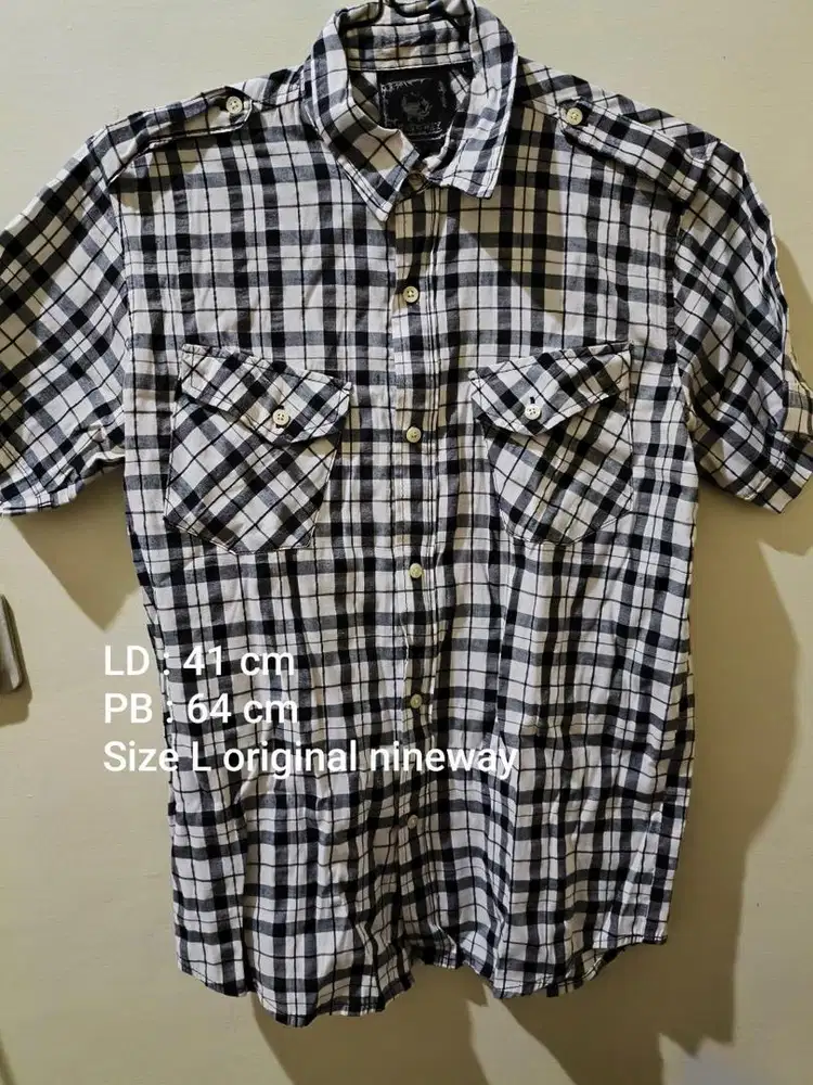 Baju Pria Bekas Pakai 2 pcs 60