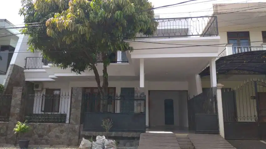 Dijual Rumah Siap Huni Bagus Terawat Plus Furnish