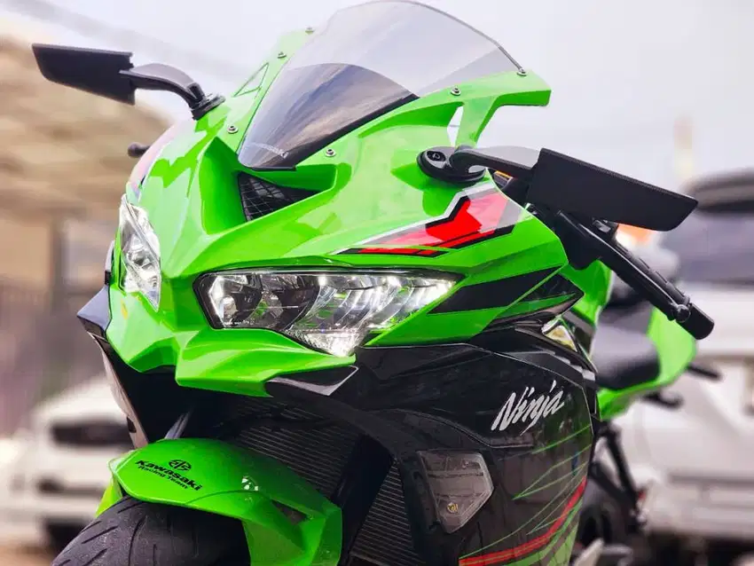 KAWASAKI ZX25RR 2023 LOW KM