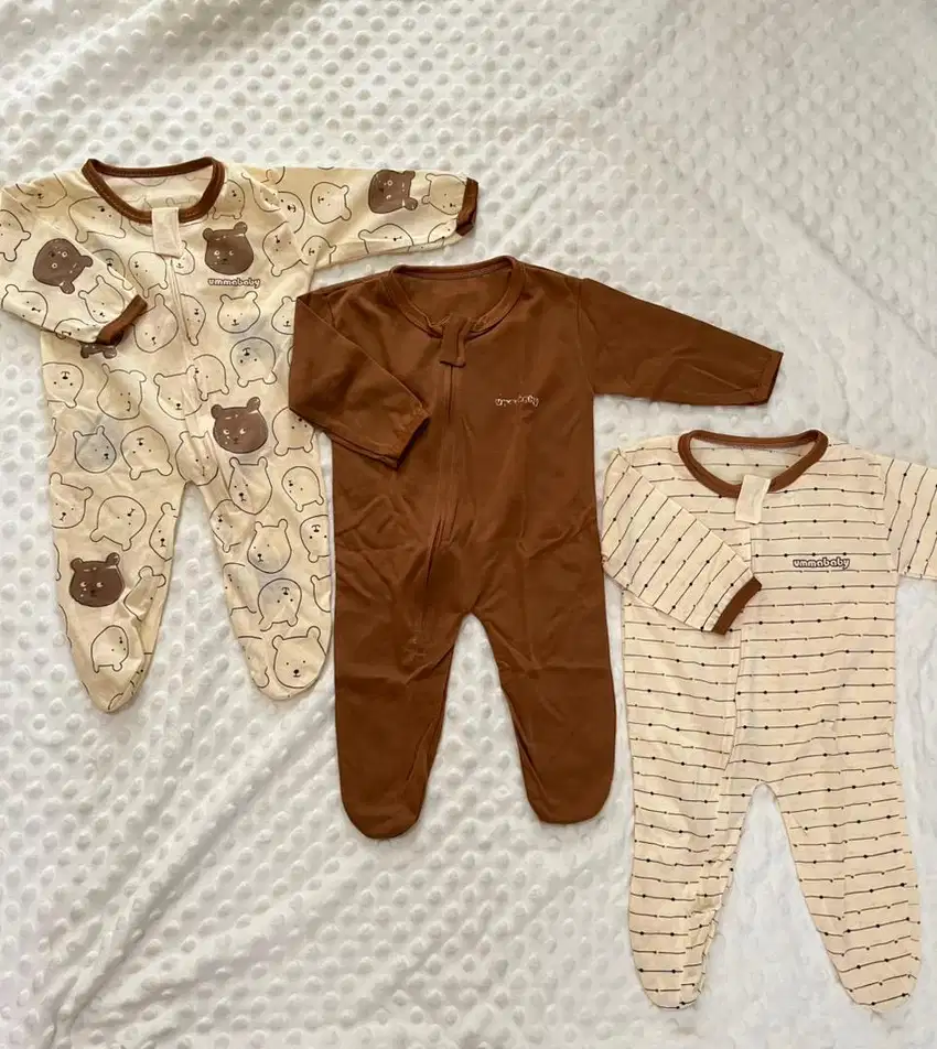 Prelove 3 pcs sleepsuit bayi baru lahir