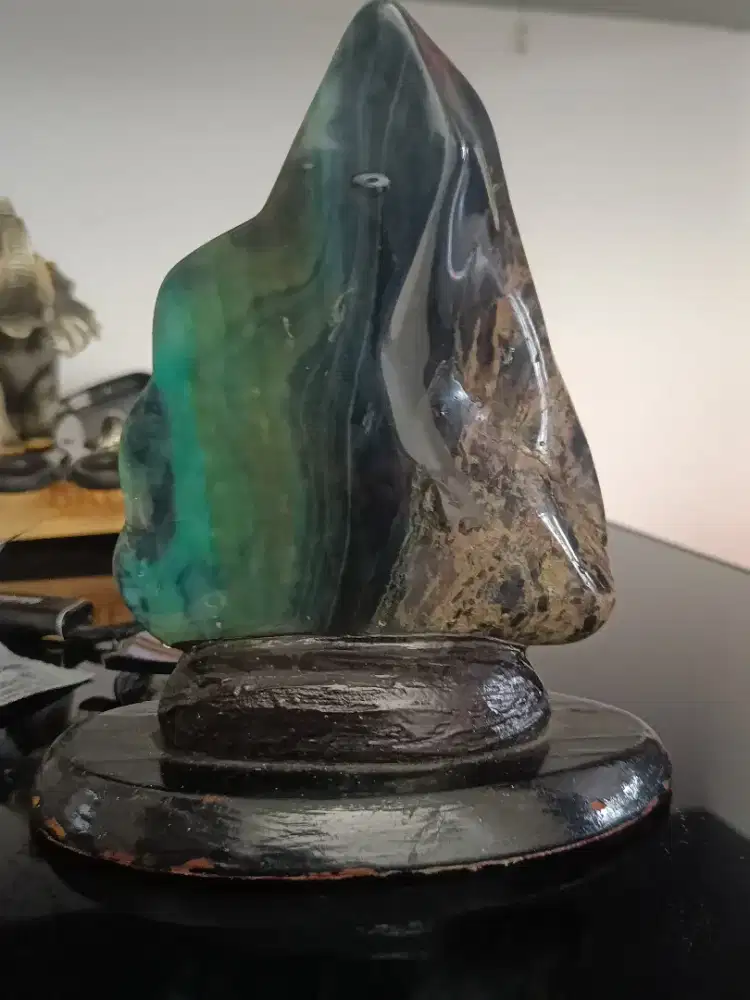 Batu suiseki panjangan