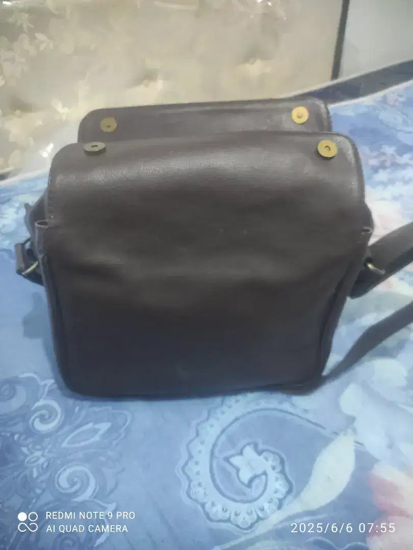 Tas kulit pria kerja