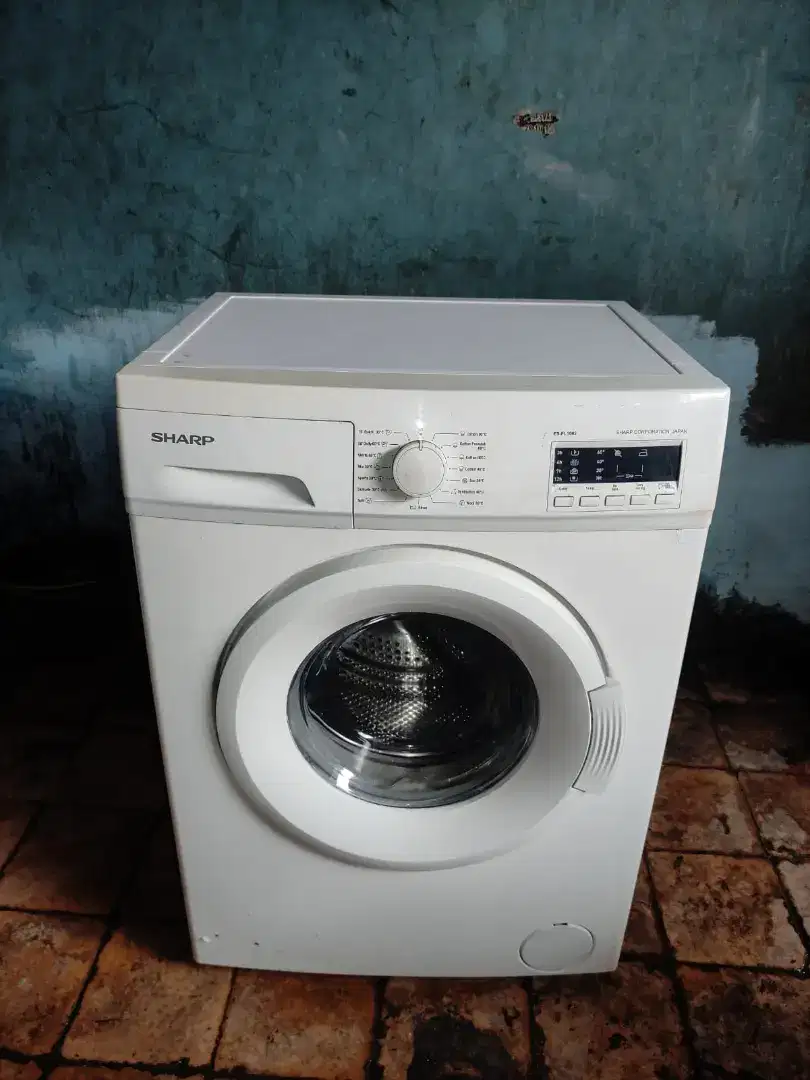 Mesin cuci shrap front loading 8 KG
