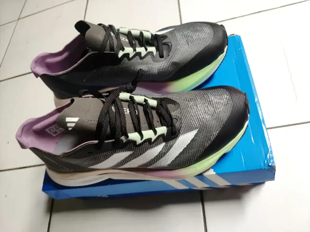 Sepatu Running Adidas Adizero Boston 12
