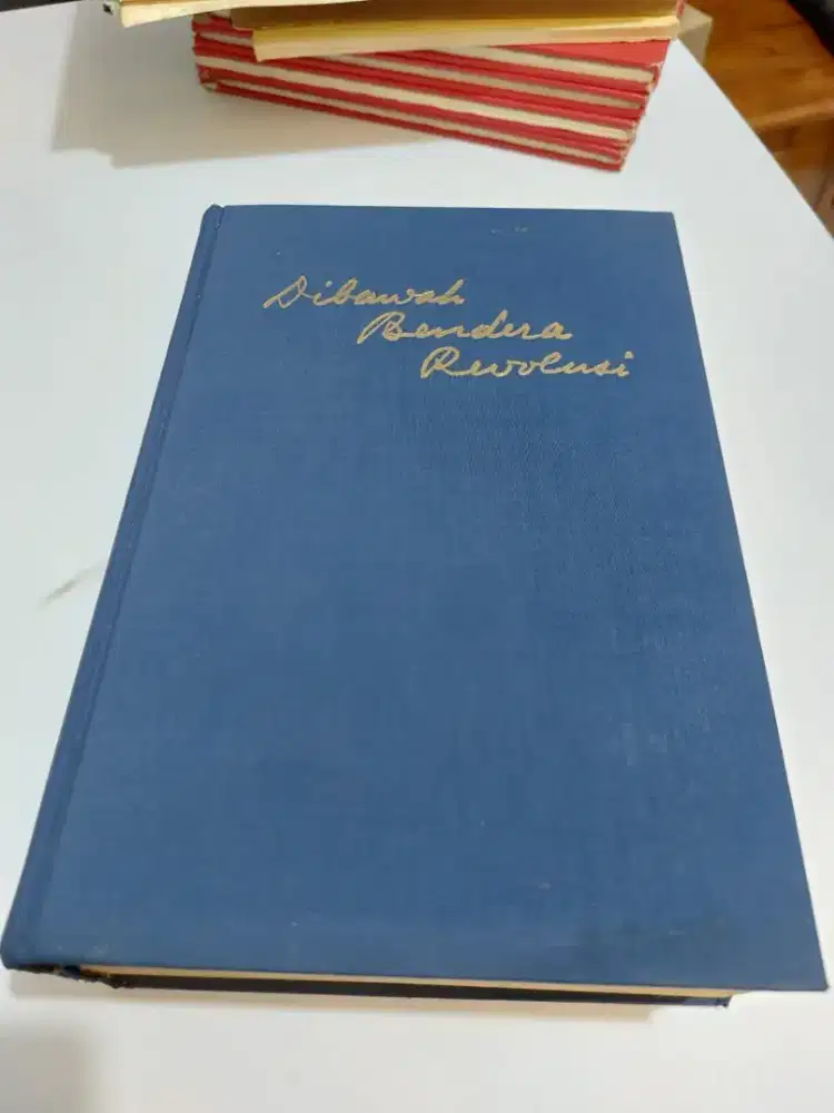 Buku Langka Ir. Soekarno Dibawah Bendera Revolusi