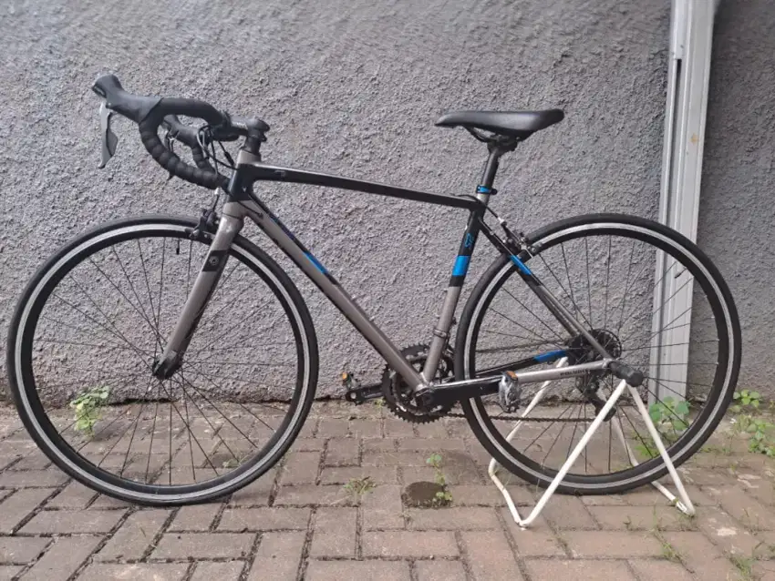 Like New Polygon strattos S2 size M