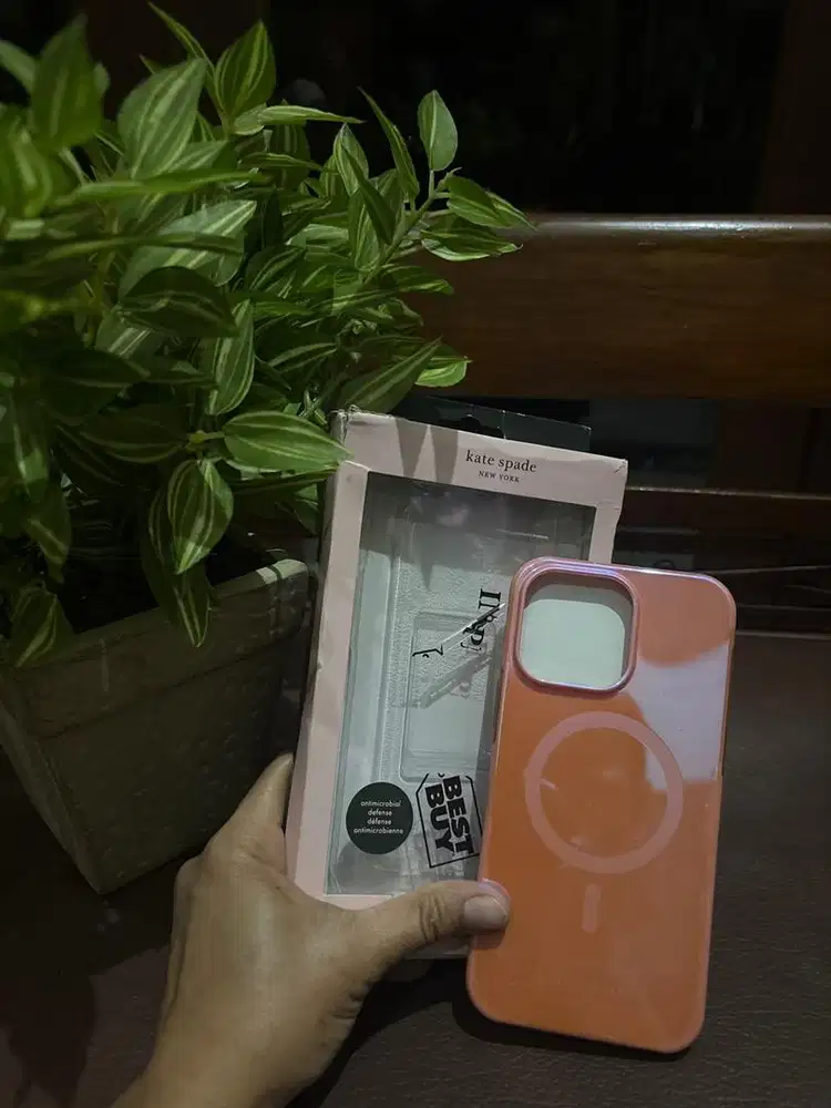 Kate Spade Hardshell MagSafe - Iphone ProMax 14