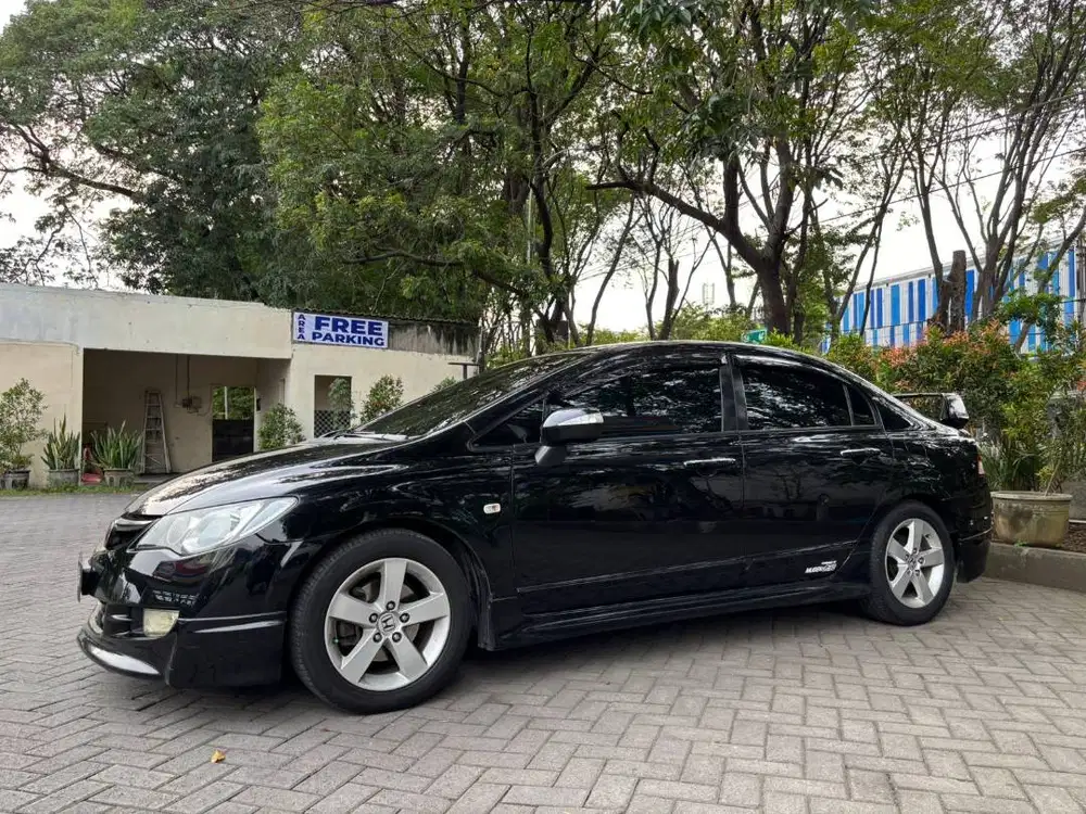 Civic 1.8 FD LOW KM Istimewa